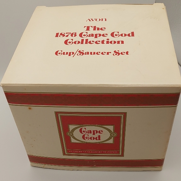 Avon Cape Cod Red Glass Cup & Saucer Set Collection NOS NEW 1990's Original box - Picture 4 of 16